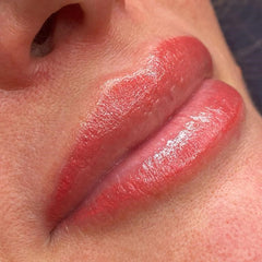 Trucco semipermanente labbra